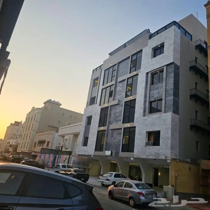 تملك شقة سكنية بتصميم عصري. 2