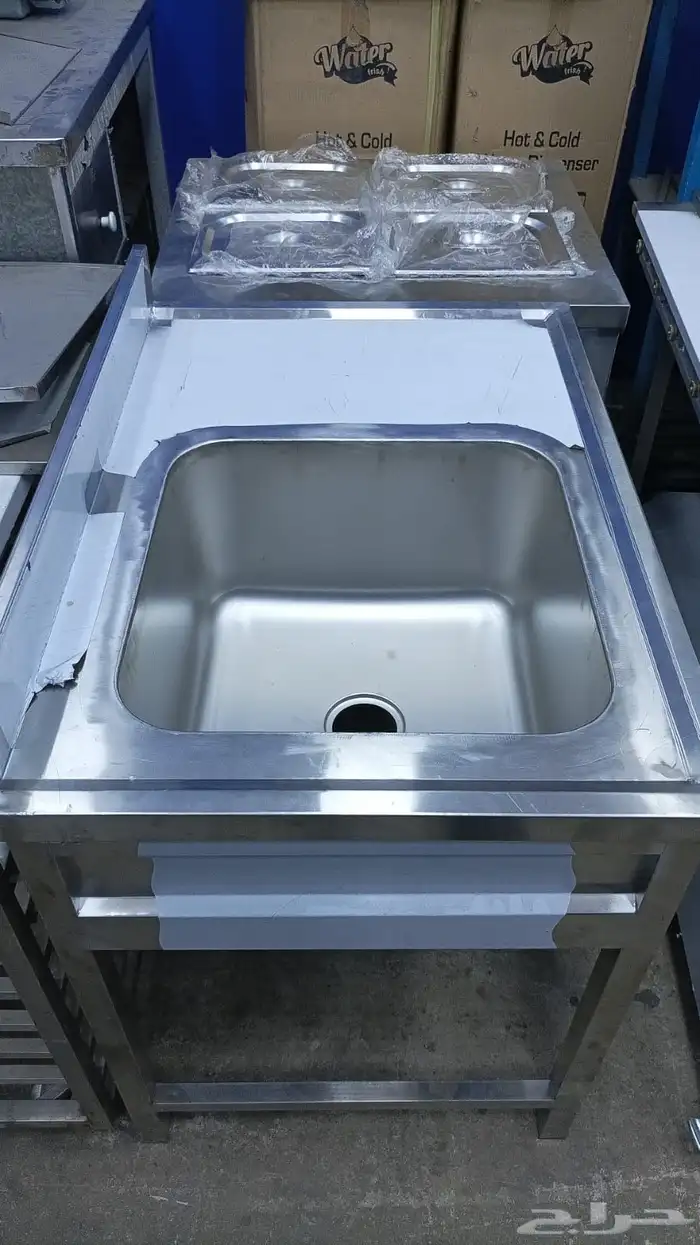 مداخن طاولات مغاسل تجهيز مطاعم ومطابخ وفنادق وكوفيه استانلس 4