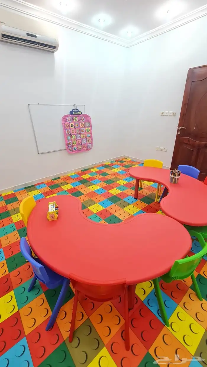 طاولات أطفال 2