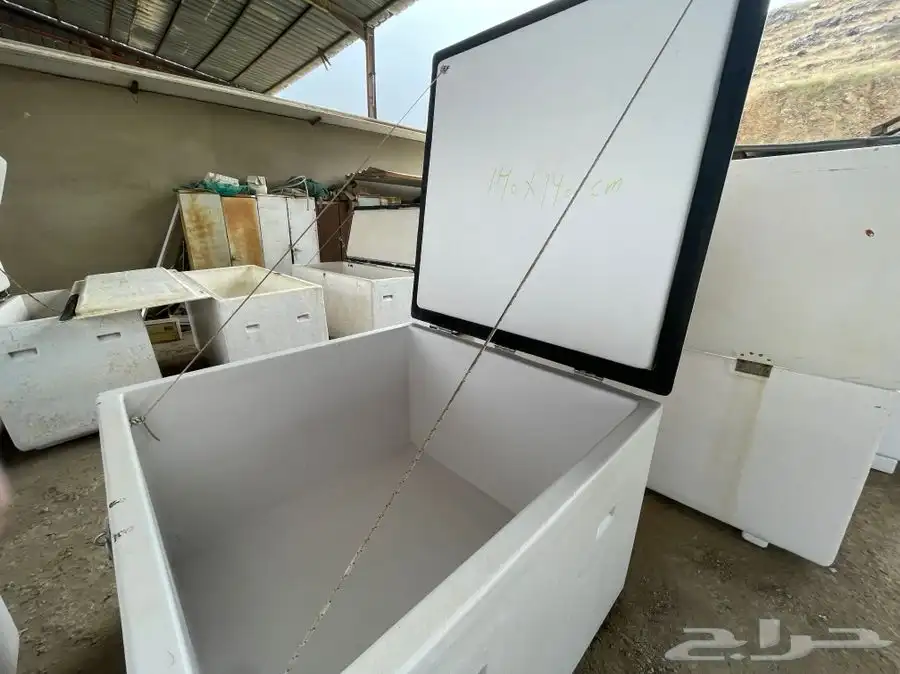 ثلاجات وحافظات اسماك فايبر غلاس ( تم البيع بالكامل ) 9