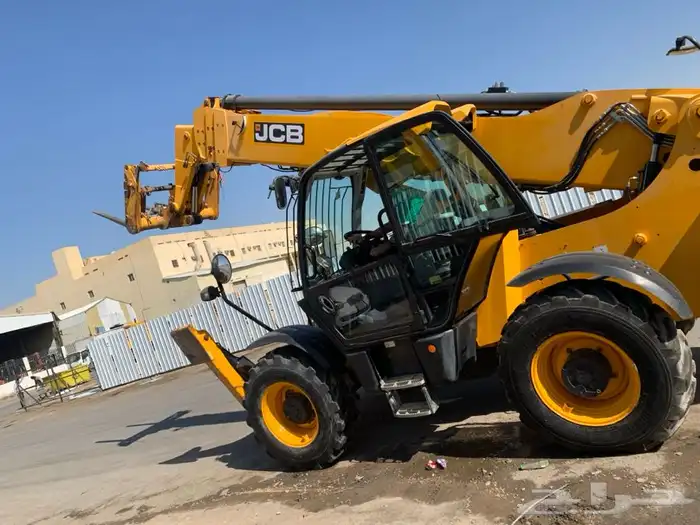 رافعات تلسكوبيه للايجار. Crane for rent 0