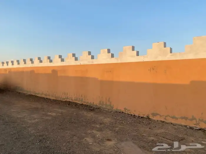 حوش للإيجار مقسوم مساحه تقريبا 1200 الموقع الوعير حي الرمانه 0
