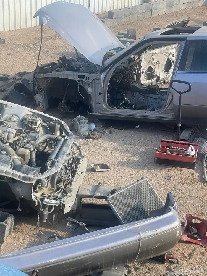 لكزس 1998 و 1997 سعودي 3