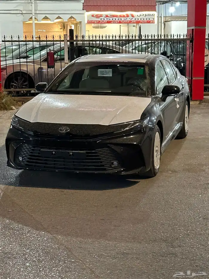 كامري 2025 LE بنزين لدى معرض سامي القعدي 28