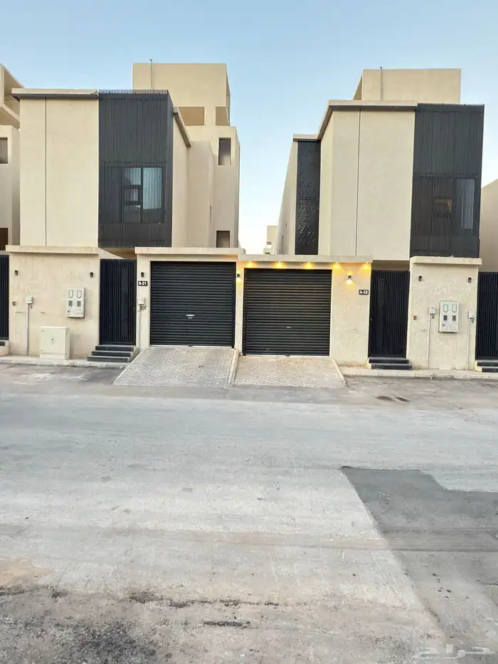 دور علوي حي الشفاء مساحه 360متر 0