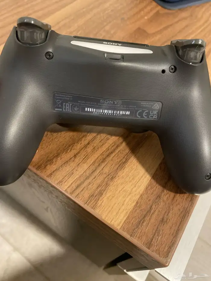 يد سوني 4 اصلي غير م ستخدم 1