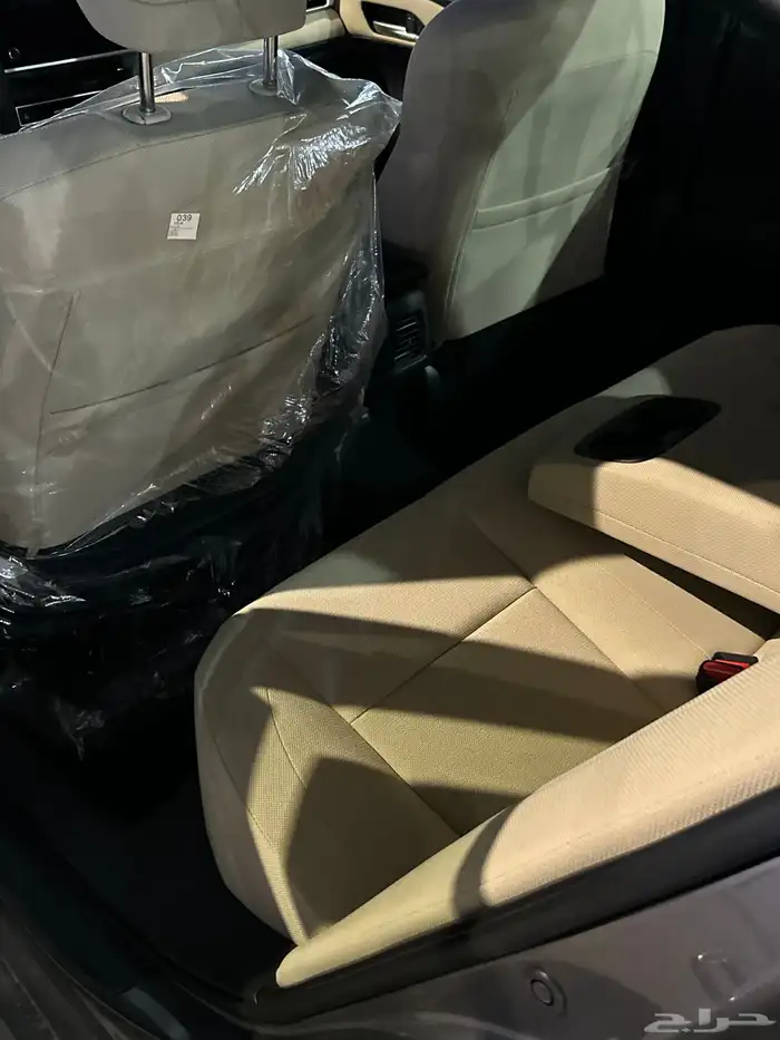 كامري 2025 LE بنزين لدى معرض سامي القعدي 7