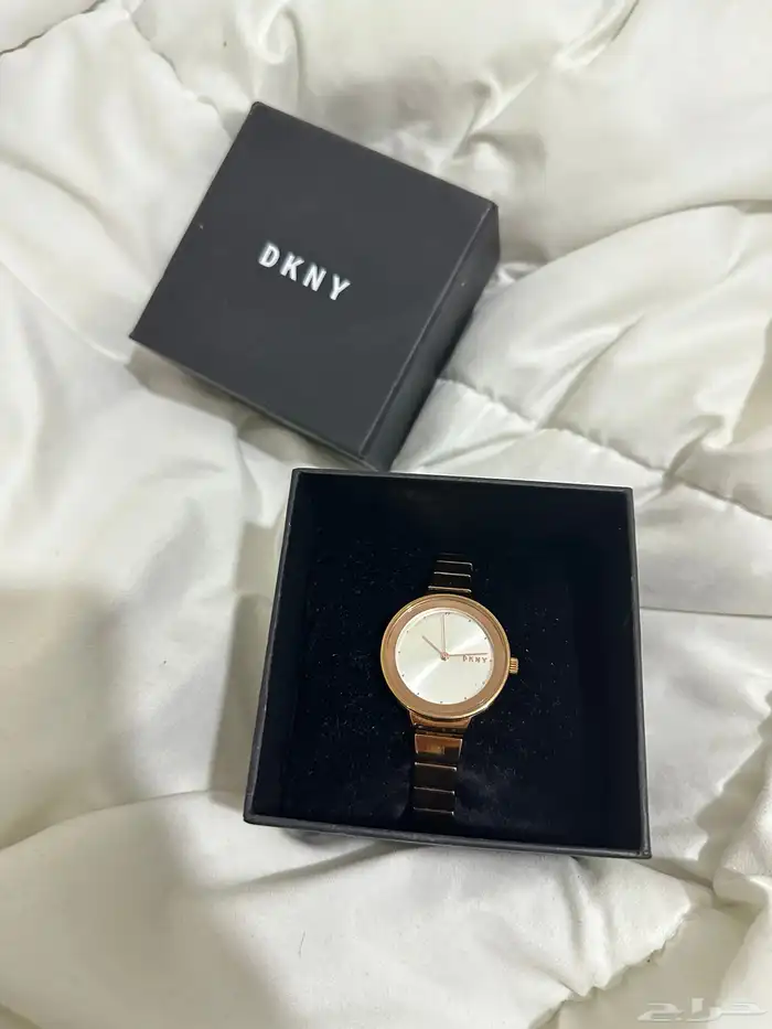 ساعة نسائية دكني 2