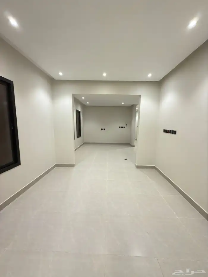 دور علوي حي الشفاء مساحه 360متر 3