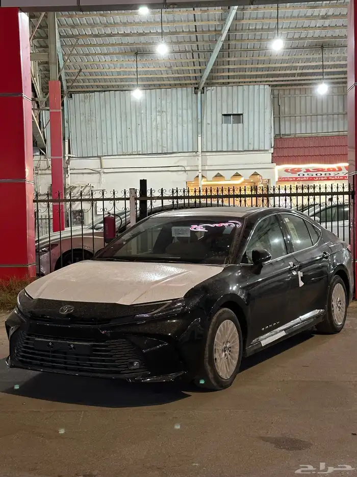 كامري 2025 LE بنزين لدى معرض سامي القعدي 14