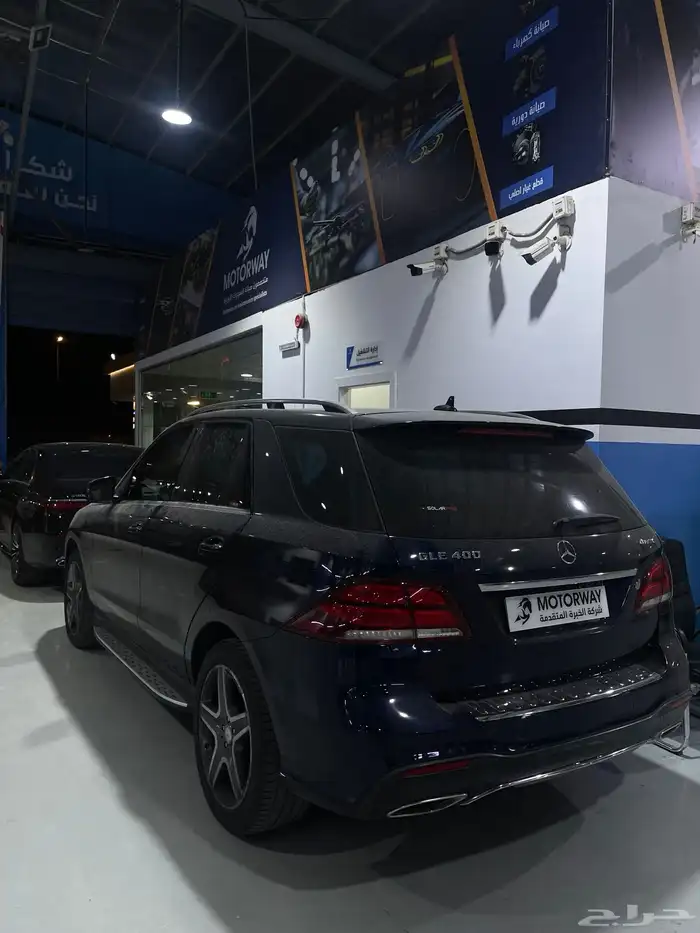 ورشة تصليح سيارات بي ام دبليو 11