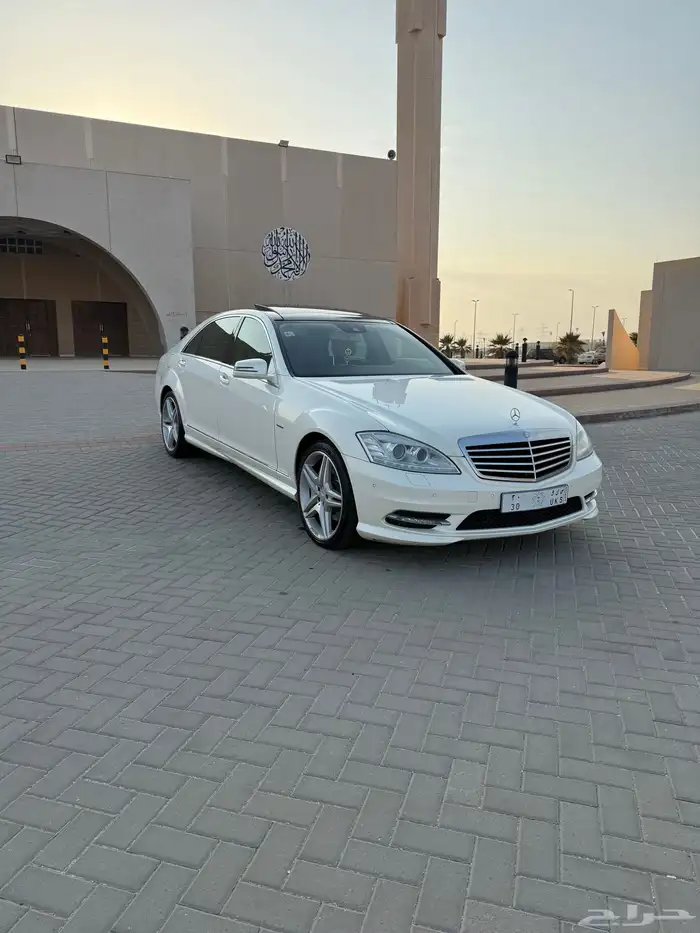 مرسيدس بانوراما 1