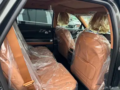جينسيس GV80 بنزين موديلات 2025 اصفار 7 ركاب 12