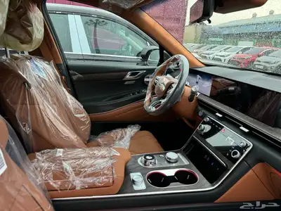 جينسيس GV80 بنزين موديلات 2025 اصفار 7 ركاب 6