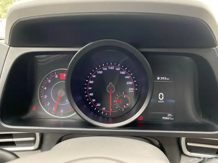 هونداي النترا مكينه 1.6 cc 17