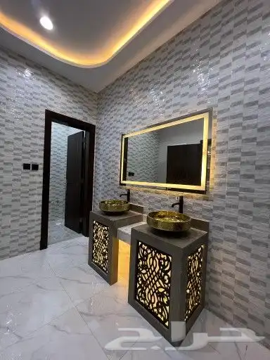 شقه 5غرف موقع ممتاز احدث الديكورات والتشطبات 9