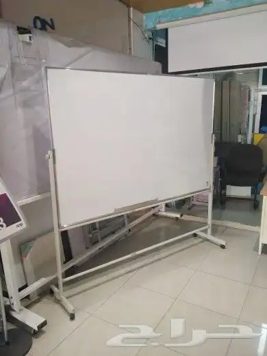 سبورات مدرسيه وطاولات مدرسيه وطاولات وكراسي ولوحات اعلانات و 7