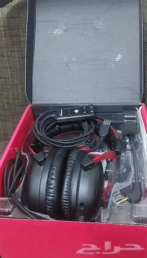 سماعة هايبر اكس كلاود 2 سلكية مع الكرتون وكارت 7 حقها 2