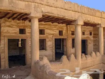 نعمل التراث الطين القديمه بنيان وتليوس واسقف الخشب 1
