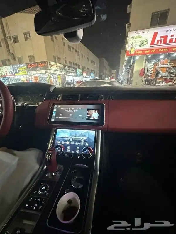 شاشات رنج روفر اسبرت 2016 1