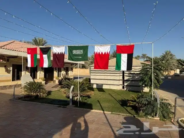 رول اب و استاند حديد و أعلام و لوحات اكرليك 8