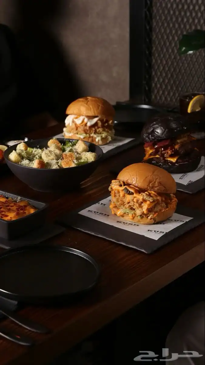 مصورة ومصممة وإدارة محتوى احترافي بسعر مناسب 11