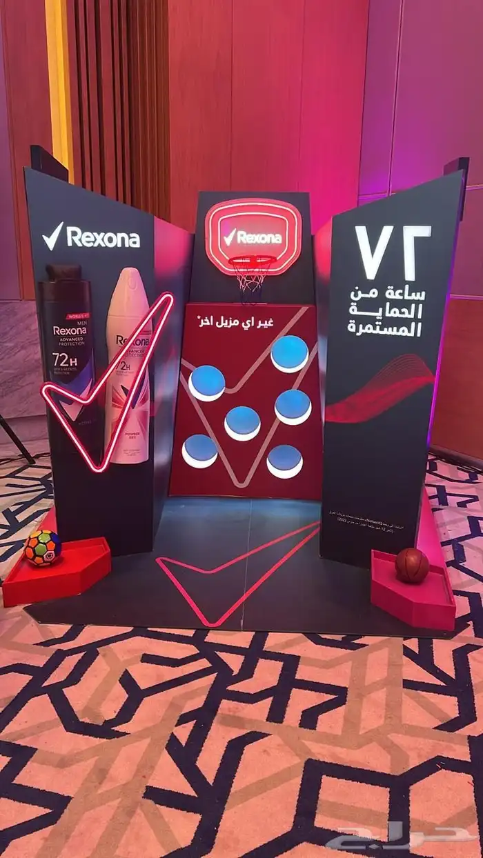استيكر تركيب طباعة بنر رول اب دعايه واعلان 8