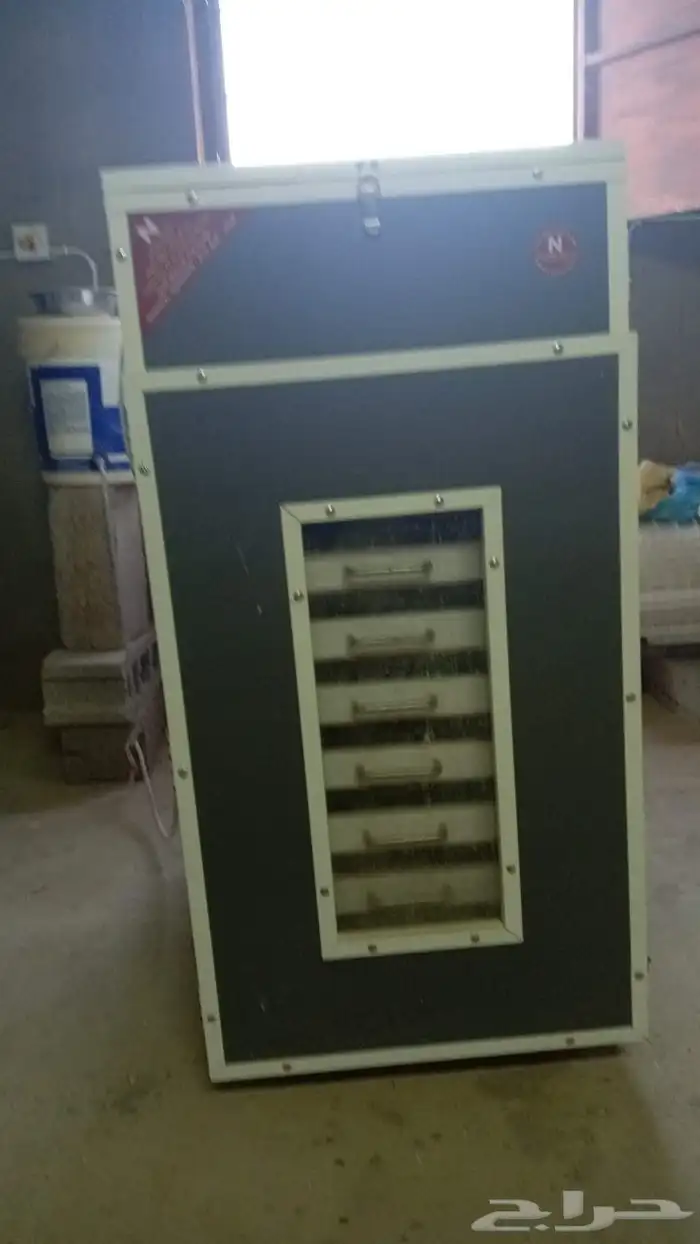 فقاسات و حضانات و سقايات مويه و علف 4