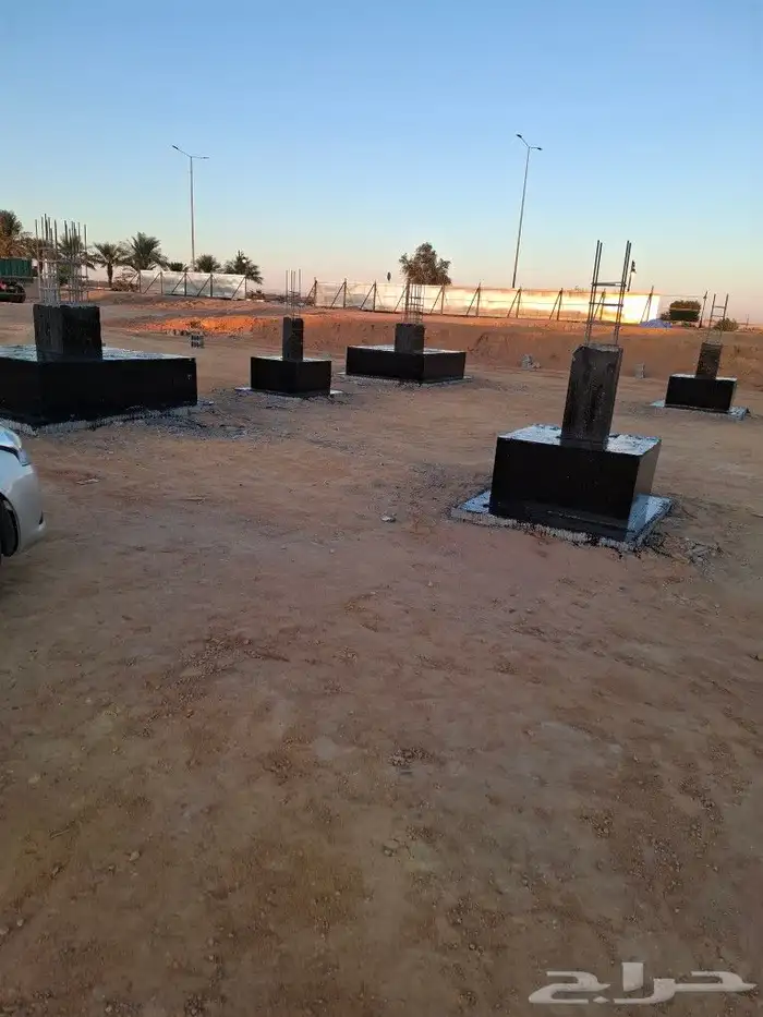 الفيصل العوازل 0