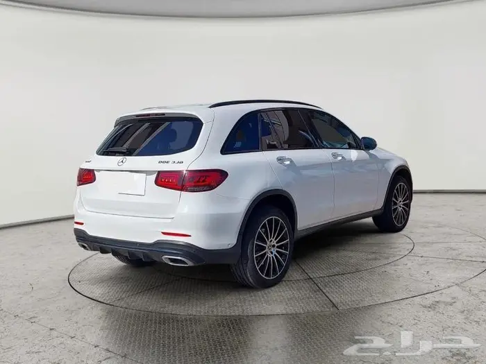 مرسيدس 2022 GLC دفع رباعي 5