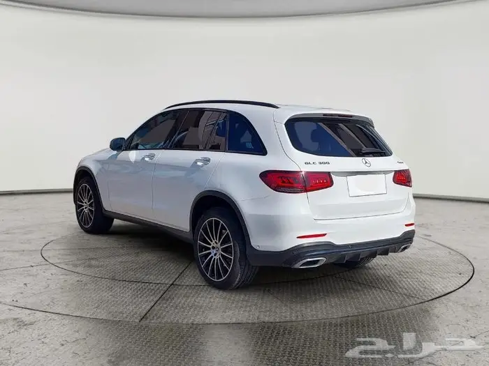 مرسيدس 2022 GLC دفع رباعي 6