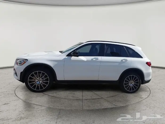 مرسيدس 2022 GLC دفع رباعي 11