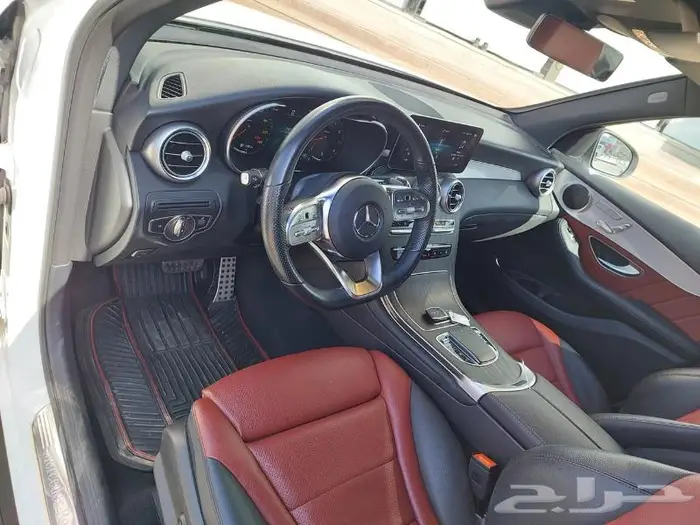 مرسيدس 2022 GLC دفع رباعي 12