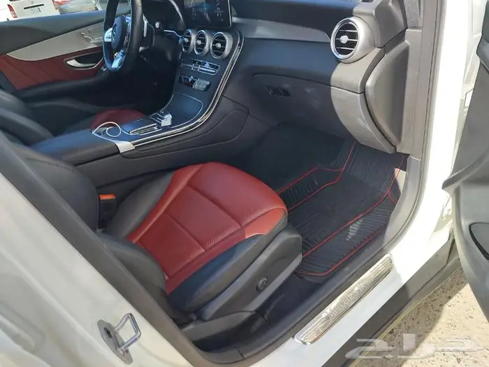 مرسيدس 2022 GLC دفع رباعي 24