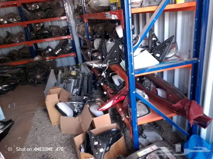 يوجد لدينا جميع انواع الكبابيت واصدامات واشمعات ورفارف وابوا 2