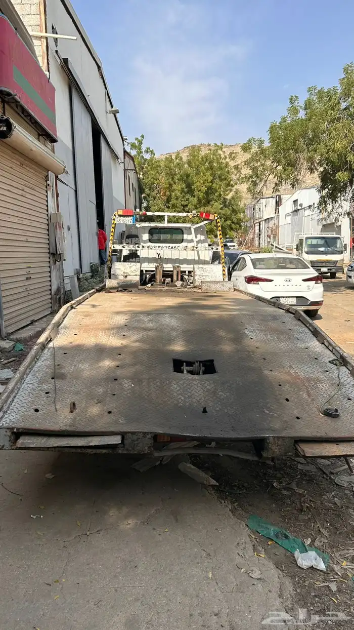 سطحة للبيع متسوبيشي اقبل البدل غنم او سيارة 4