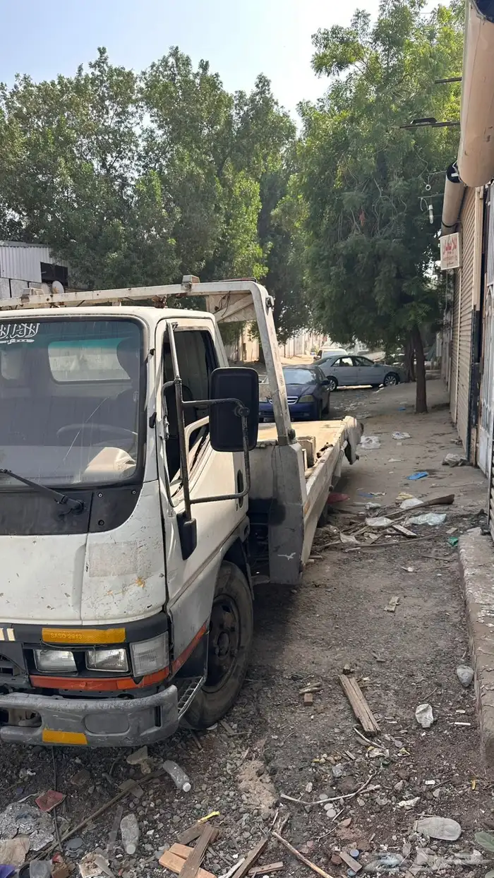 سطحة للبيع متسوبيشي اقبل البدل غنم او سيارة 0