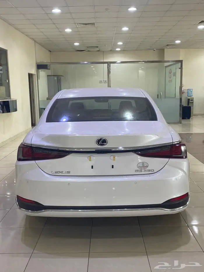 لكزس اي اس 250 سعودي 2025 1