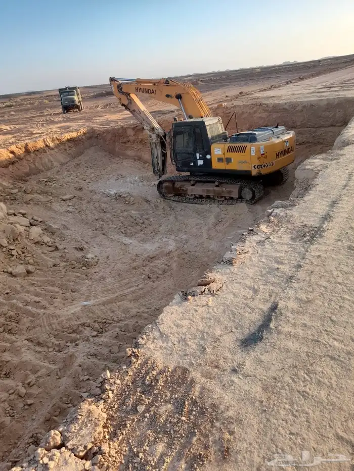 تاجير بكلينات بكلين باليوم بالشهر حفر ردم هدم ترحيل 1