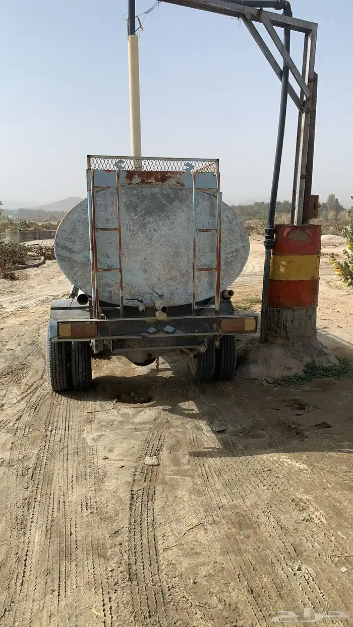وايت ديهاتسون موديل 82 نضيف مشروط بدون اوراق 2