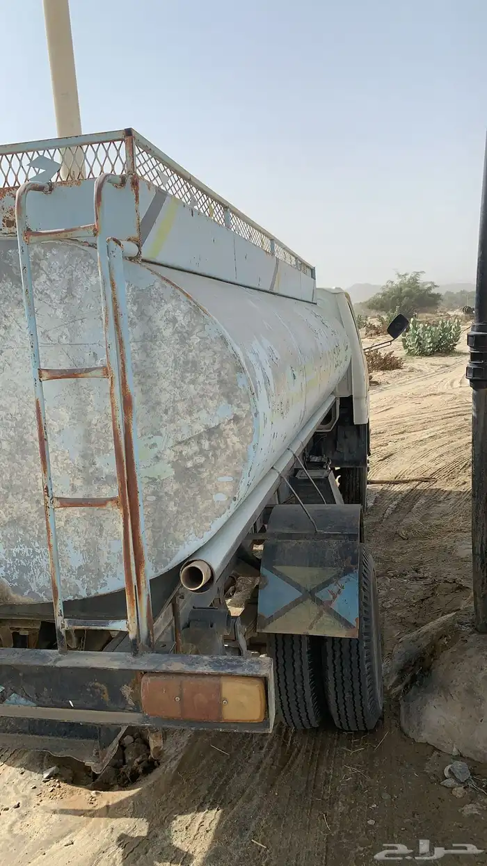 وايت ديهاتسون موديل 82 نضيف مشروط بدون اوراق 4