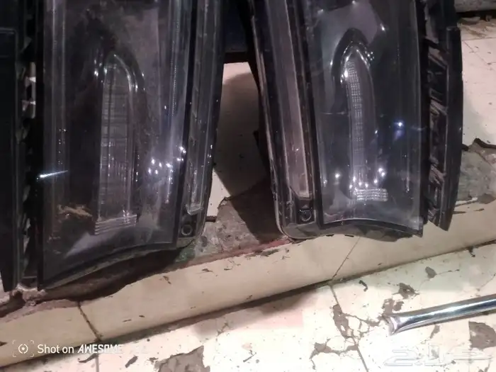 شمعات دواج شالجر طقم اثنين اصلي وكاله فيها بس القواعد مكسرات 5