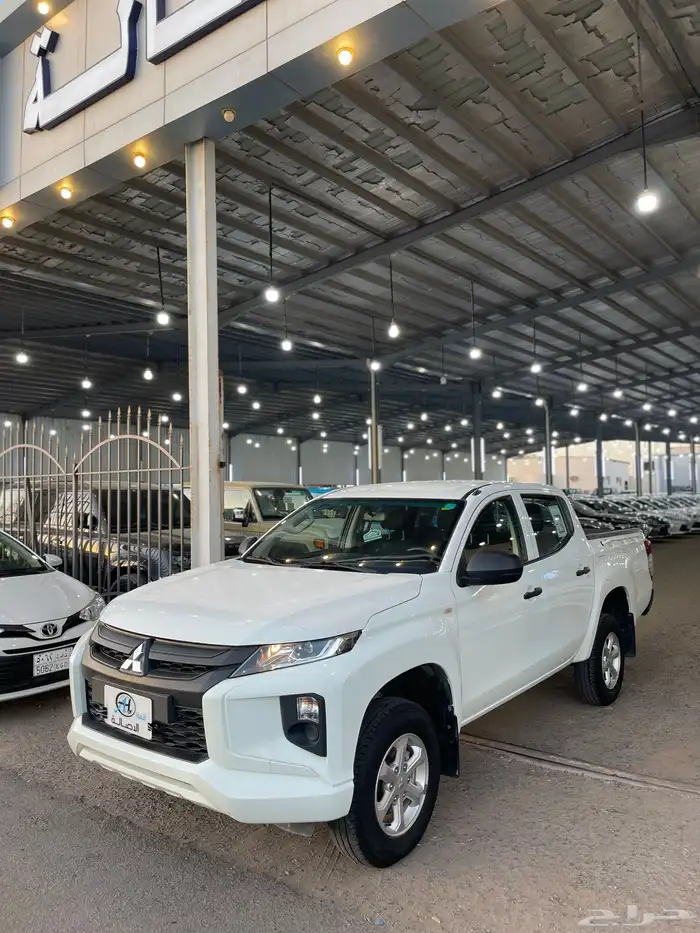 ميتسوبيشي غمارتين بنزين 2020 L200 7