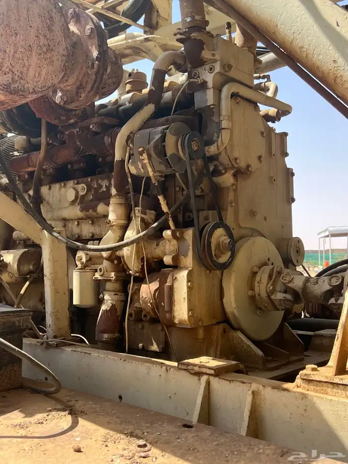 حفار تى فور مديل 84كل شى على الشرط ويوجد معه 400 متر 10