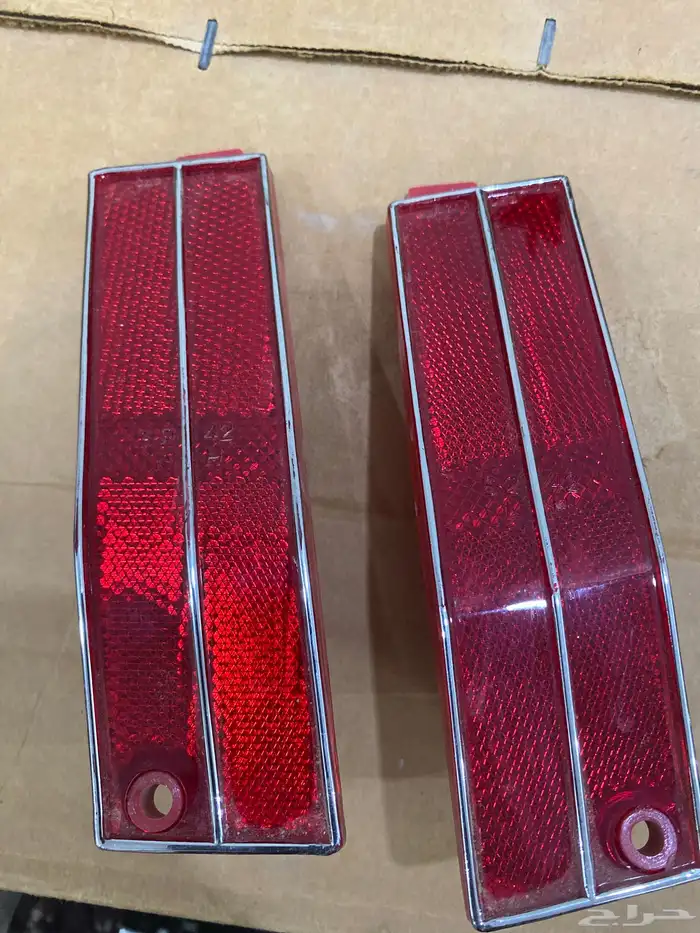 طقم جمرات خلفيه كابرس 77-78 جديد 1