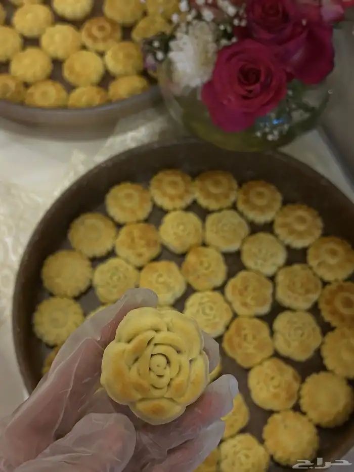 معمول التمر شغل فرش وطعم يذوب الفم للطلب قبل بيومين حياكم 4