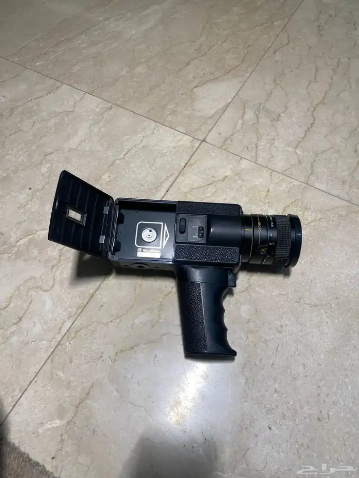 كامرا فديو قديمة تراثية صناعة يابانيه (BELL HOWELL) 4