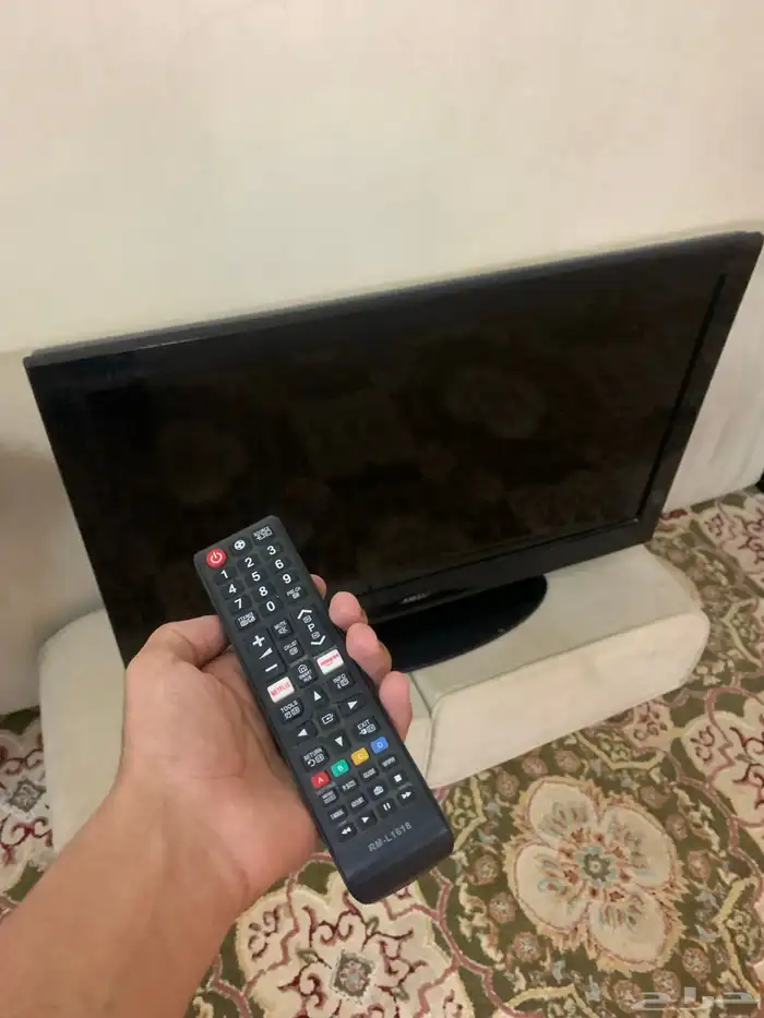 شاشة 32 بوصة 0