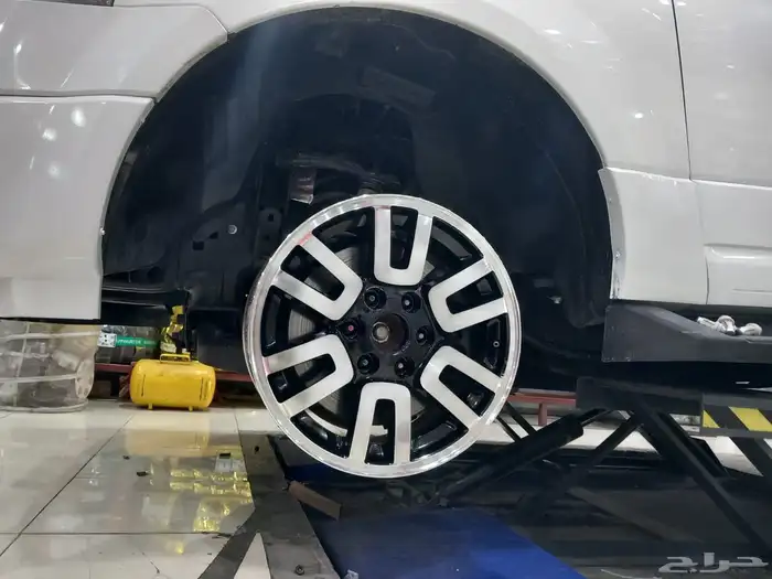 مخرطة جنوط CNC 10