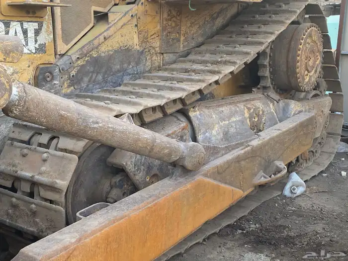 بلدوزر للبيع اوللإيجار الشهريD9N 3